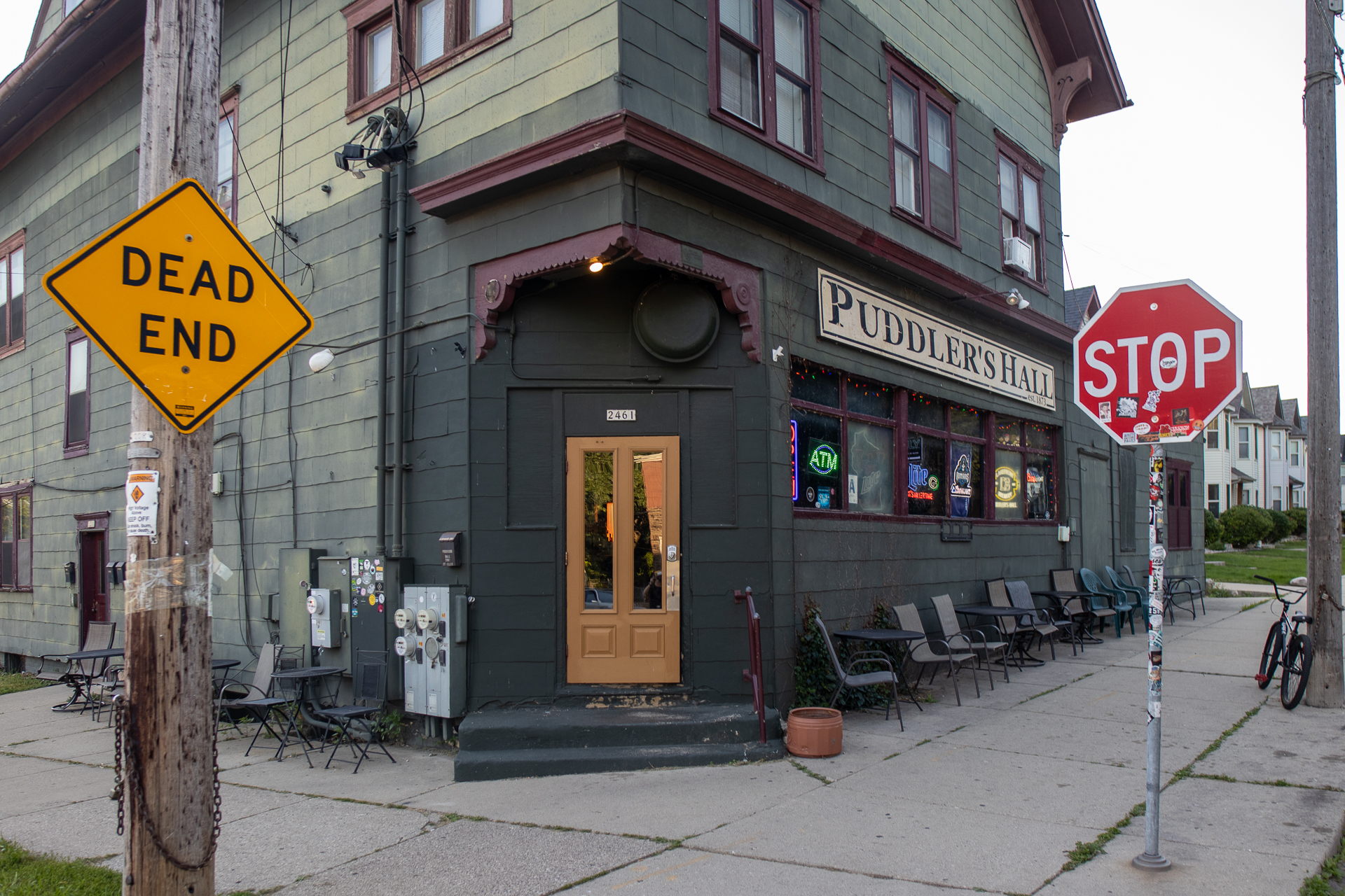 Puddler’s Hall Was Built for Nights Like This